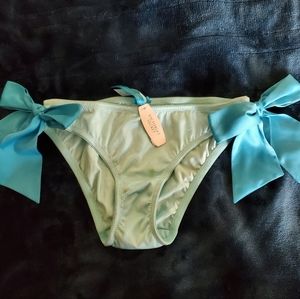 NWT Victoria's Secret Panties SZ Small